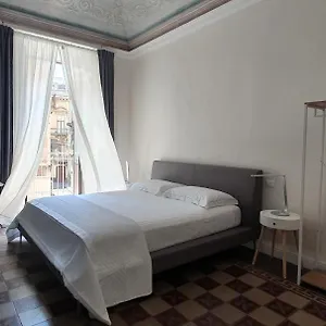Palazzo Del Verga Frühstückspension Catania