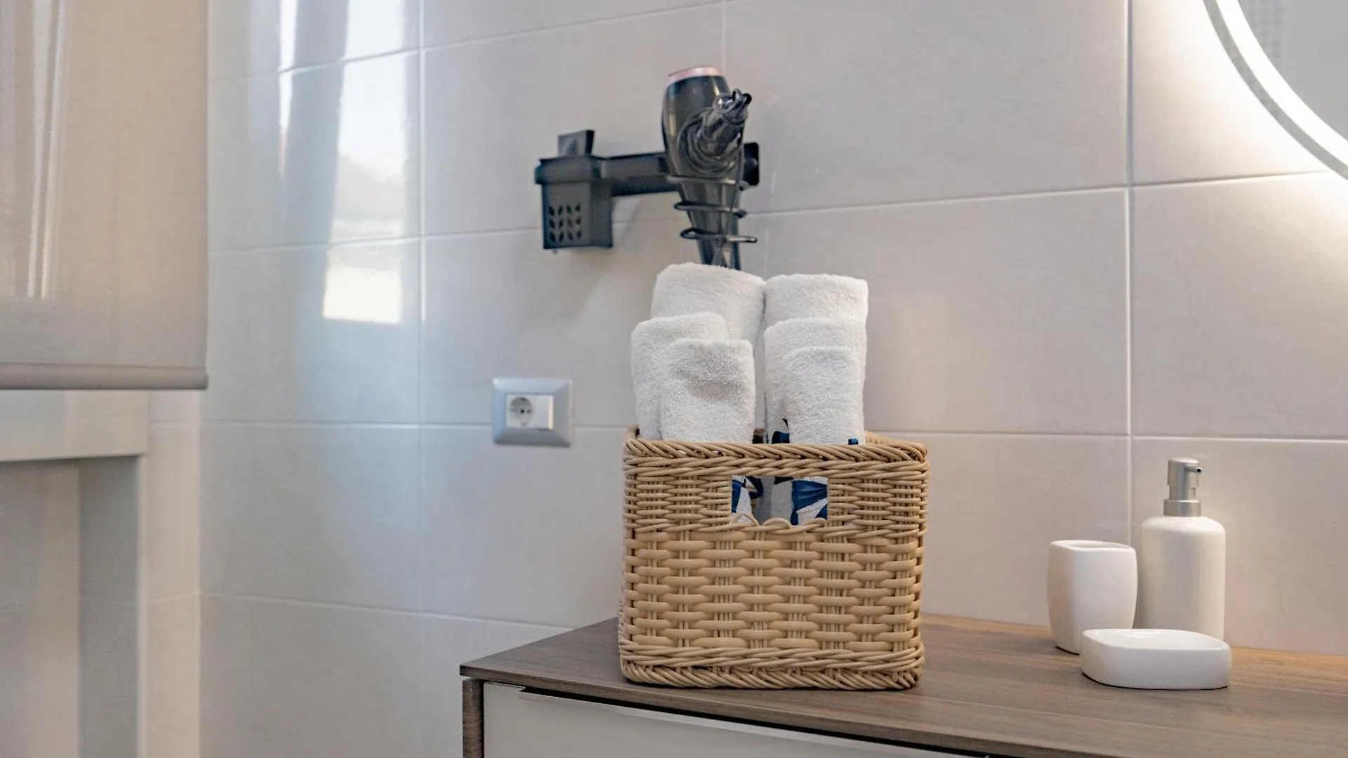 B&B Villa Milano By Rhospitality It Cornaredo