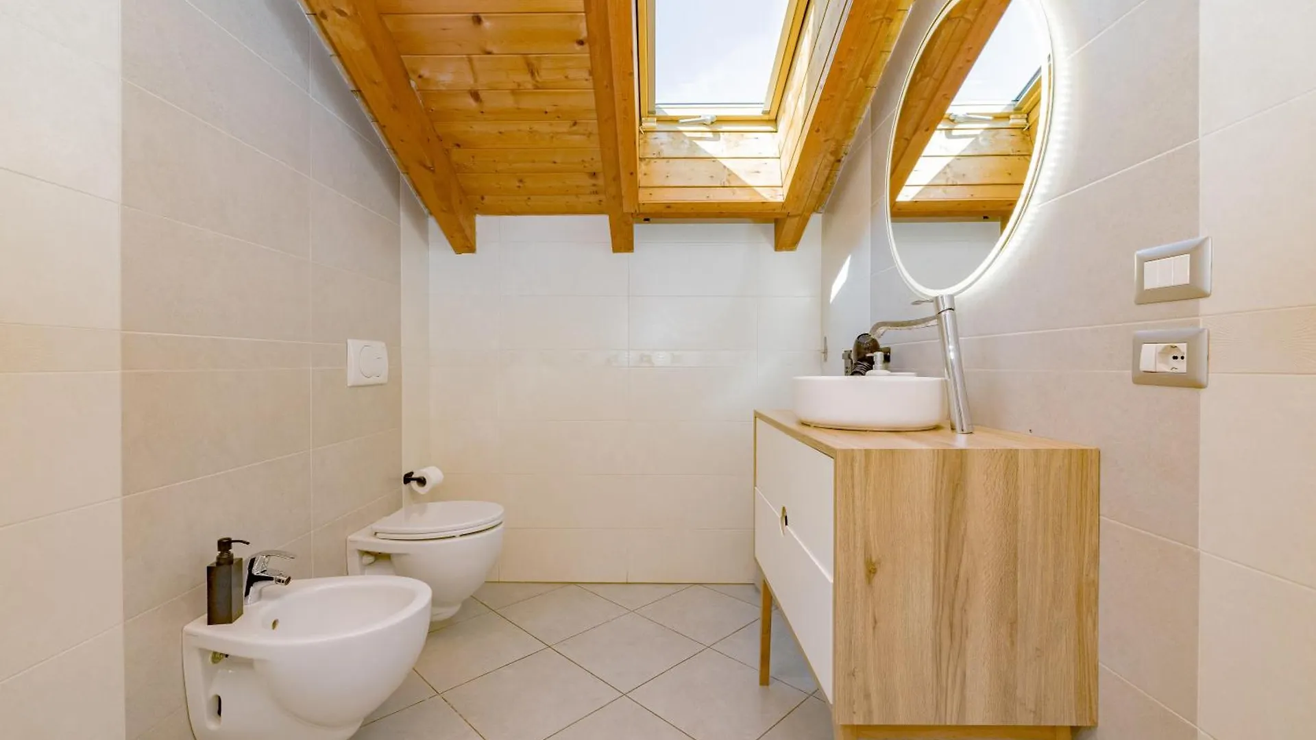 *** Frühstückspension B&B Villa Milano By Rhospitality It Cornaredo Italien