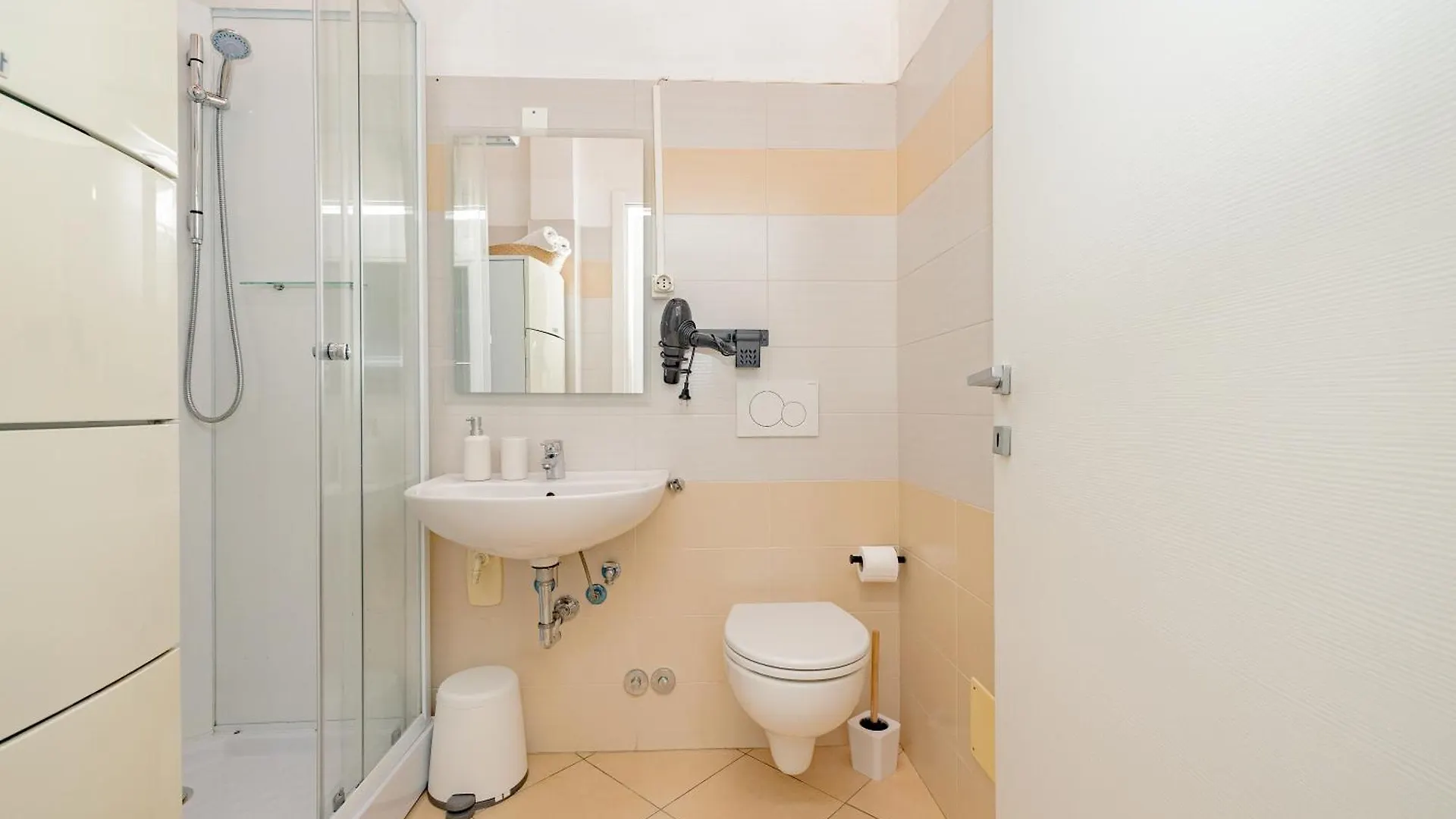 B&B Villa Milano By Rhospitality It Cornaredo