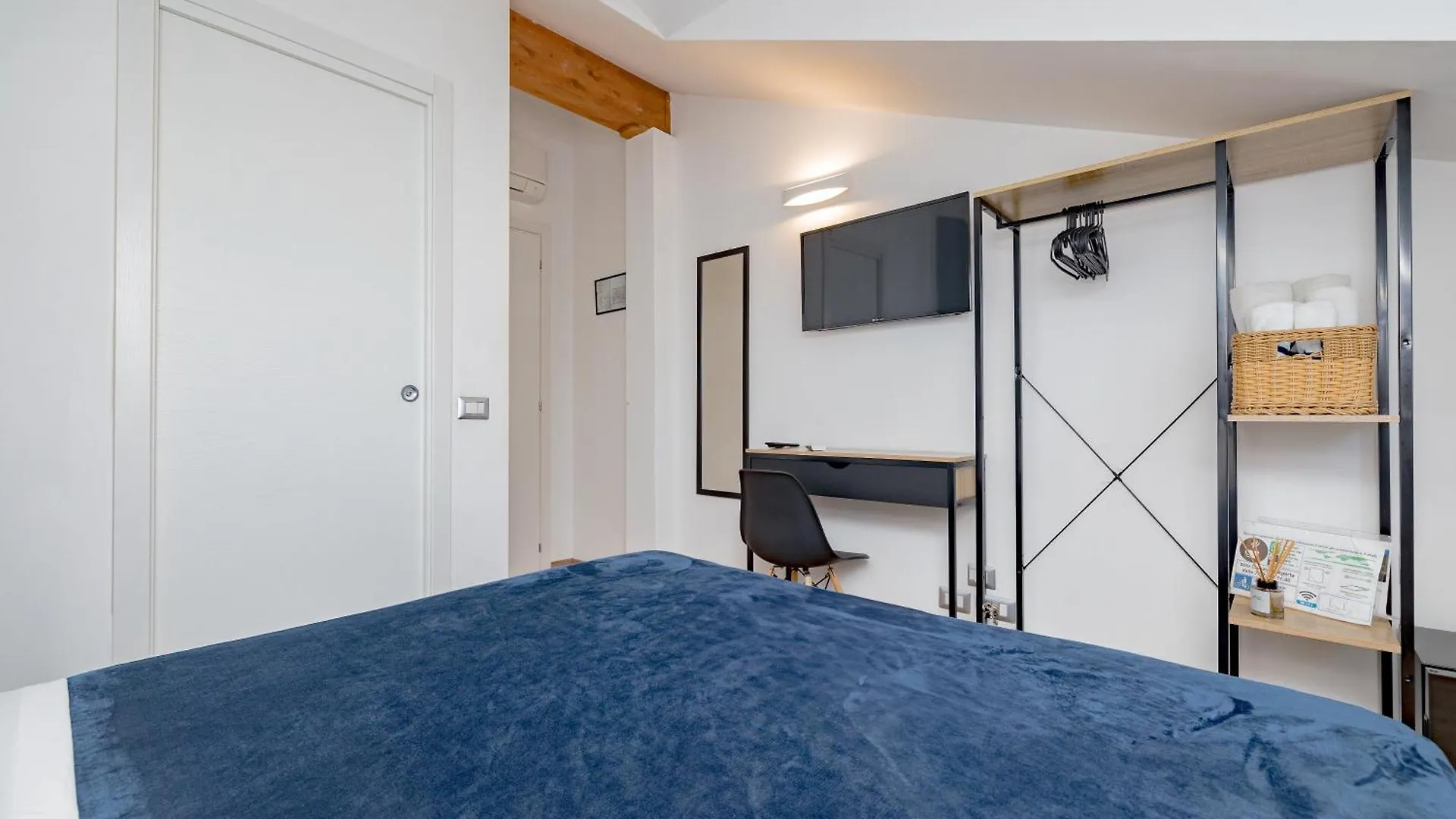 B&B Villa Milano By Rhospitality It Cornaredo Frühstückspension